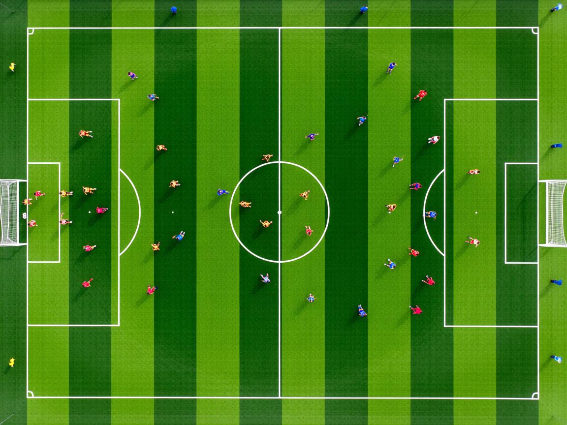 九游娱乐入口-五大联赛是否在对抗型中场中优先培养持球抗压能力，五大联赛最强中场  第3张